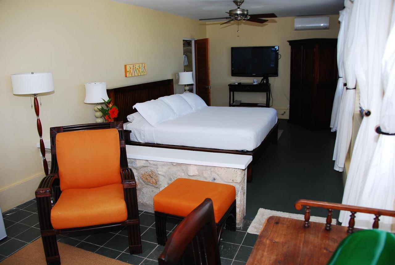 Club Comanche Hotel Christiansted Room photo