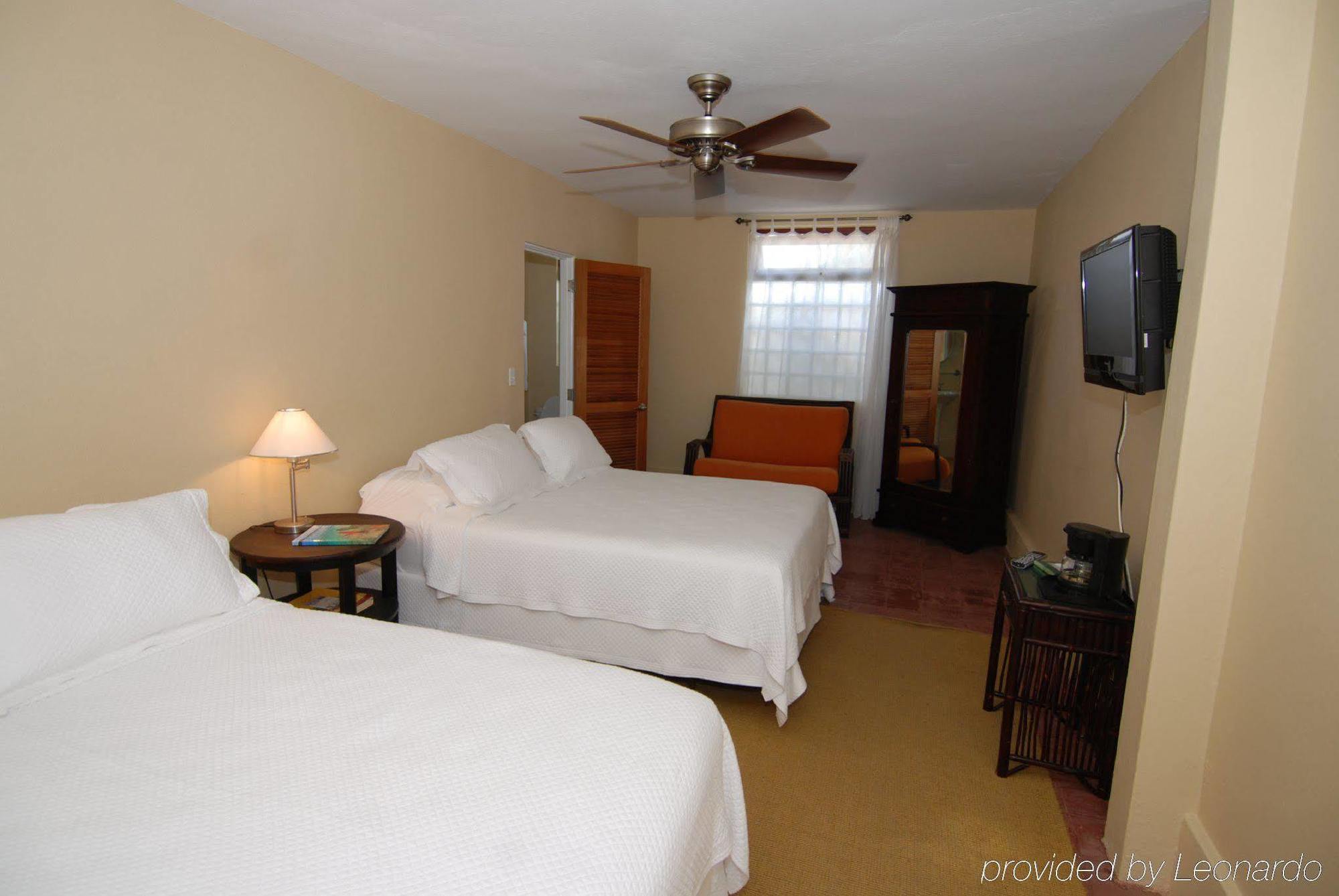 Club Comanche Hotel Christiansted Room photo