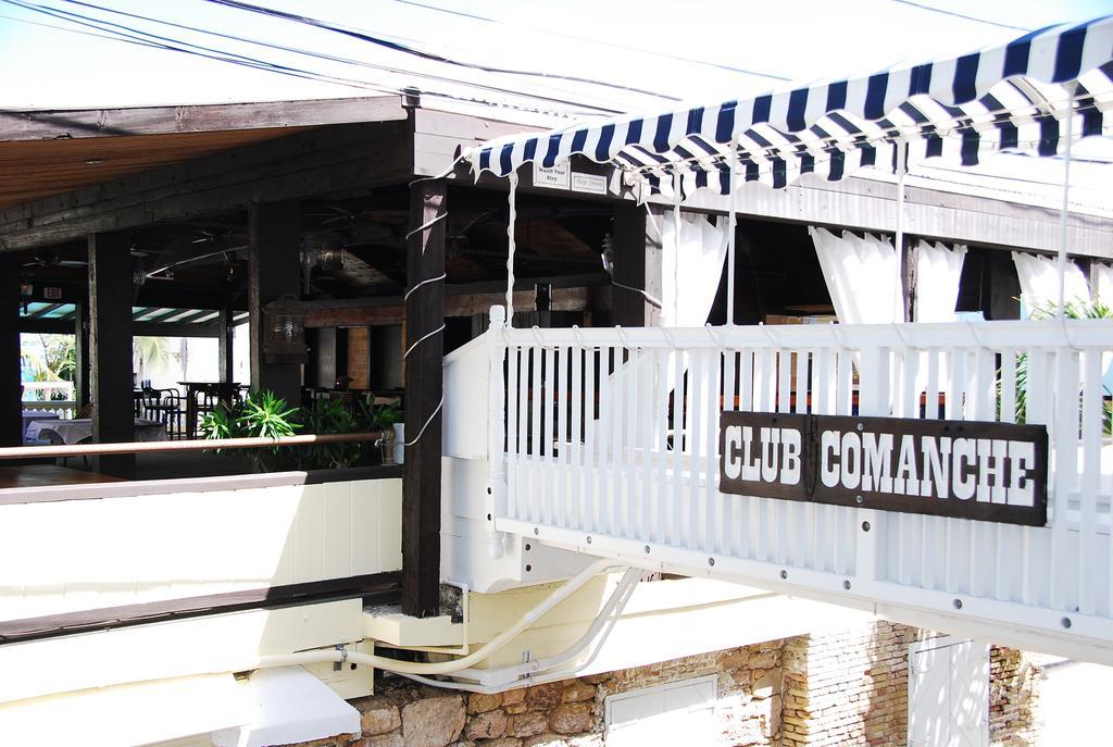 Club Comanche Hotel Christiansted Exterior photo